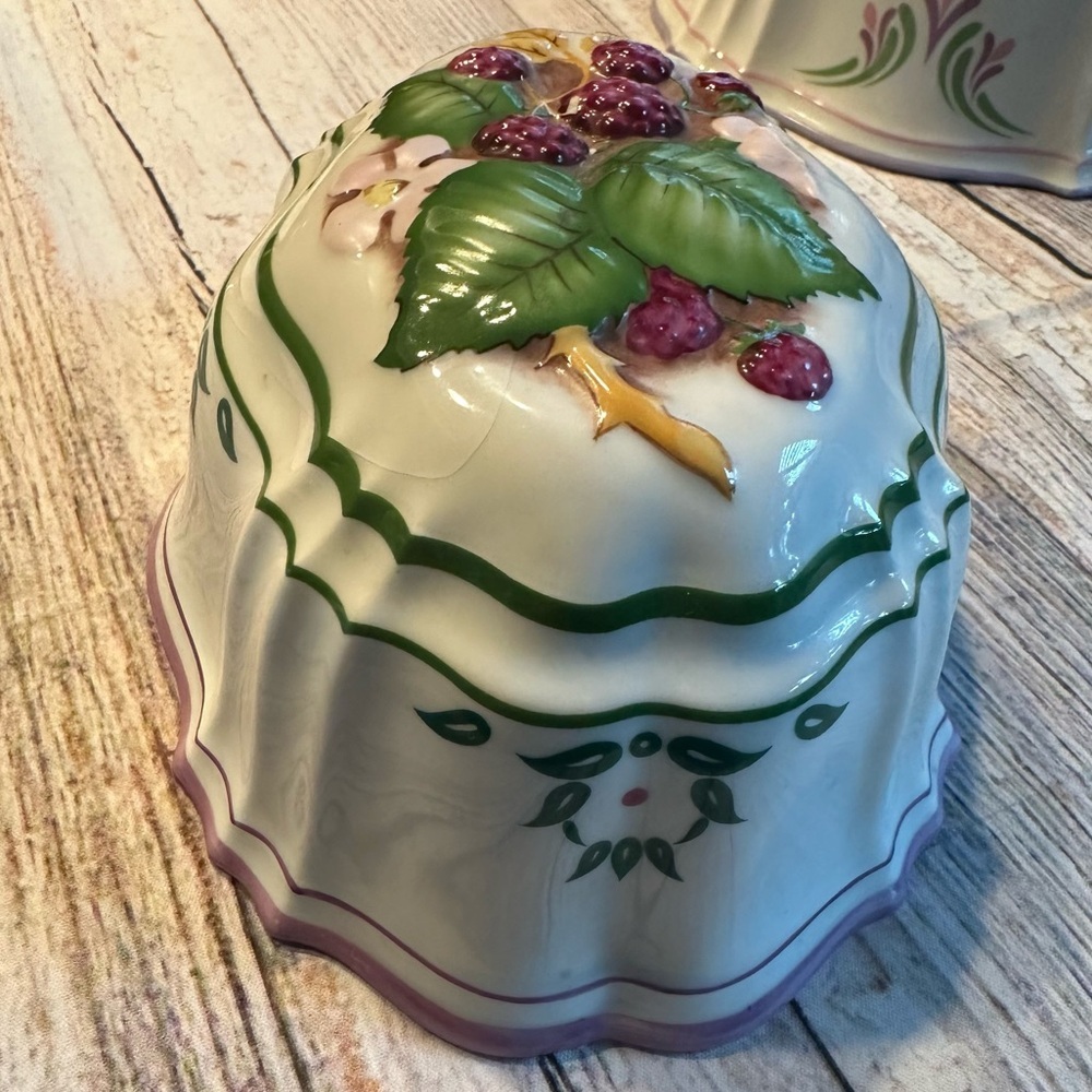 The Franklin Mint • Le Cordon Bleu Jello Molds • Set of Three • Collectibles - Picture 3 of 16
